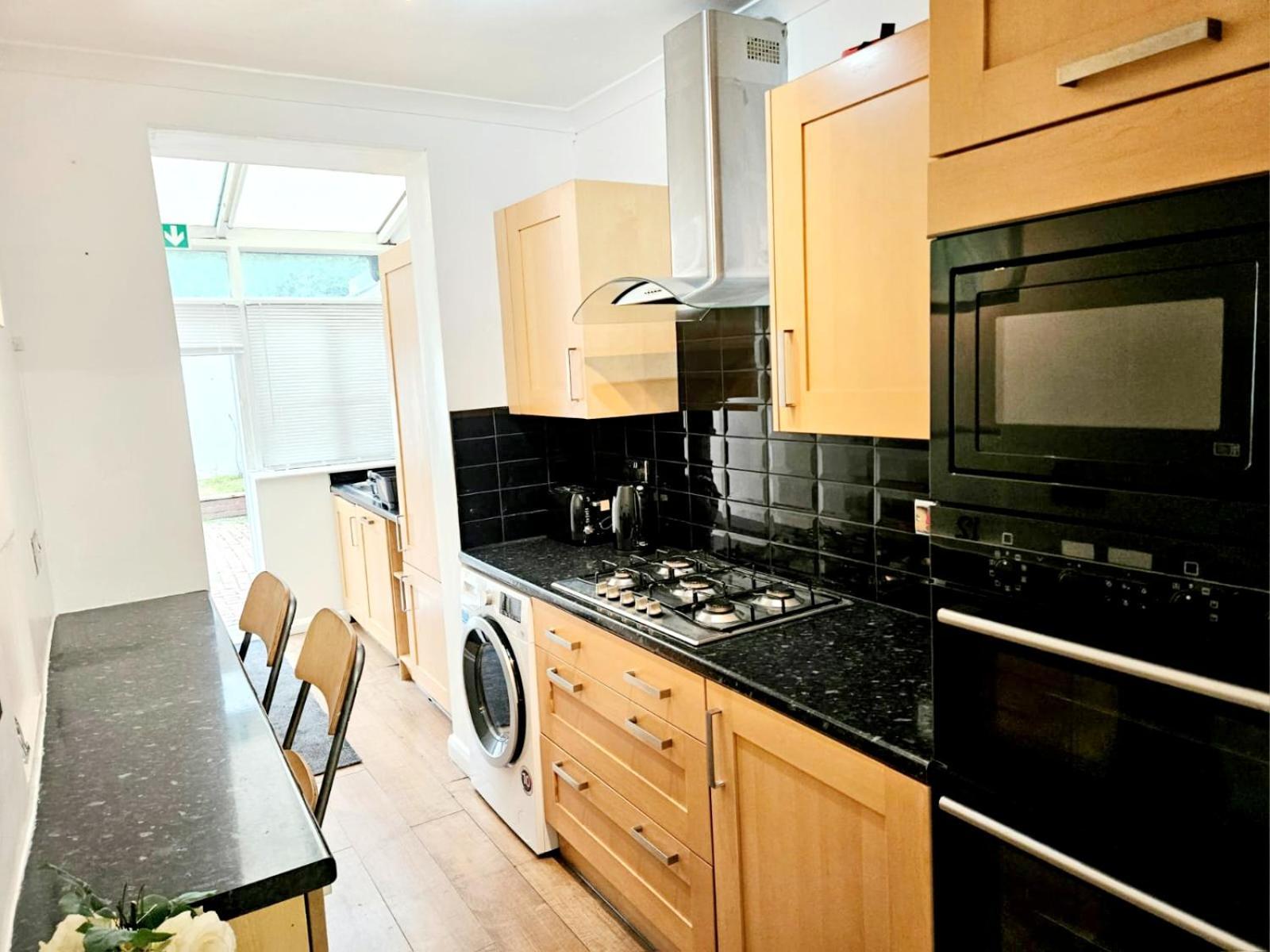 Cosy Room Stay 4 Sutton  Exterior foto