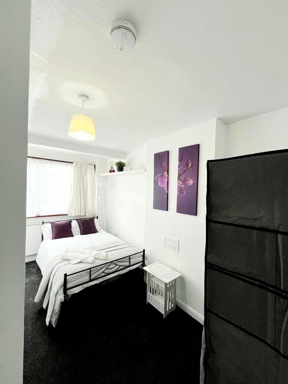 Cosy Room Stay 4 Sutton  Exterior foto